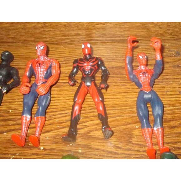 10 Spider-Man Action Figures Lot 1 (Marvel / Various Toys Companies, 1990s+) - Picture 3 of 6